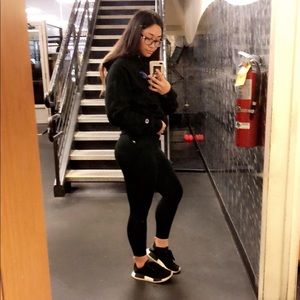 Meet your Posher, Jasmine